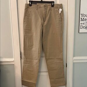 Classic Men's Khaki Chinos